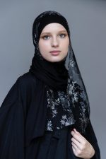 Jersey Print Lace Hijab scarf - Image 3